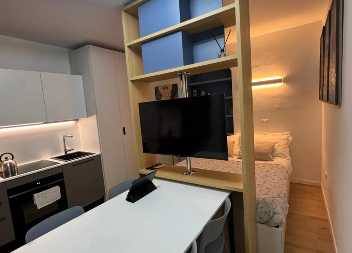 Loft Bosco Verticale - Isola Milan Apartment